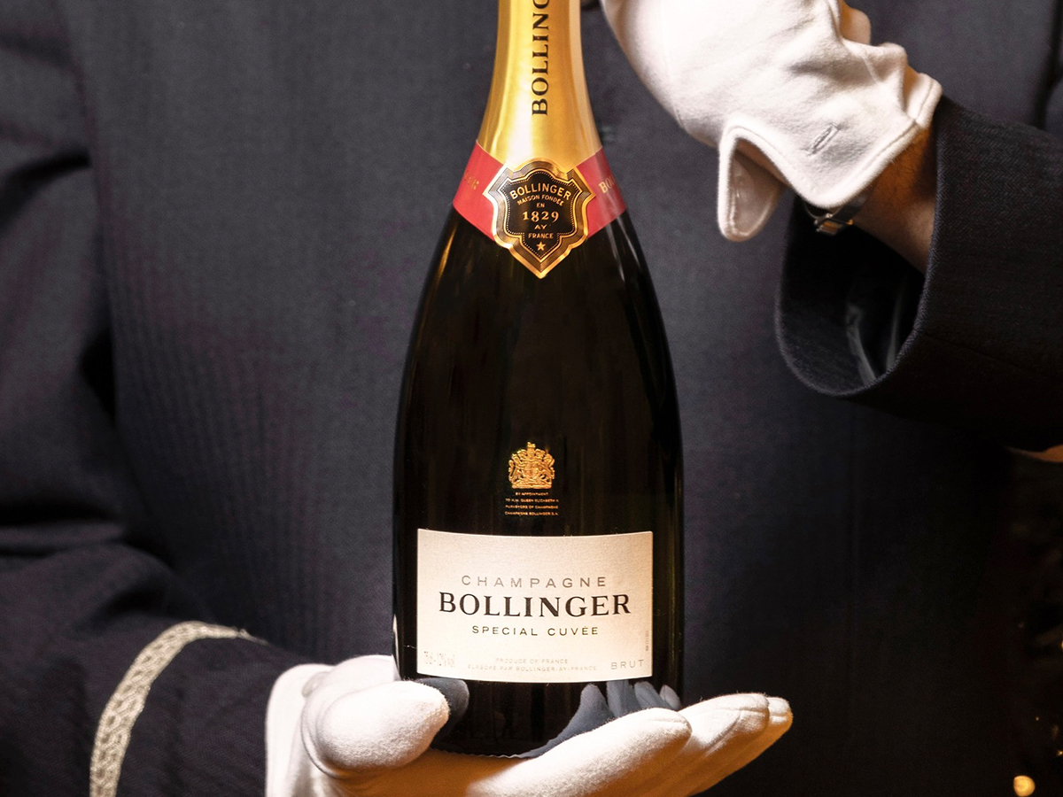 Champagne Bollinger receives the Royal Warrant of Appointment from His Majesty the King